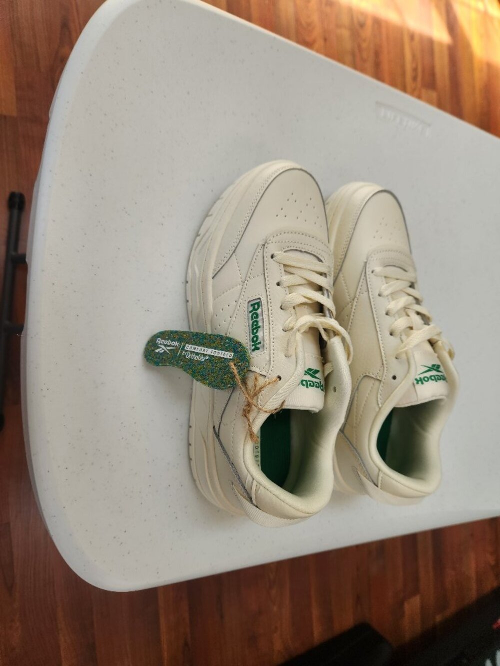 REEBOK SNEAKERS